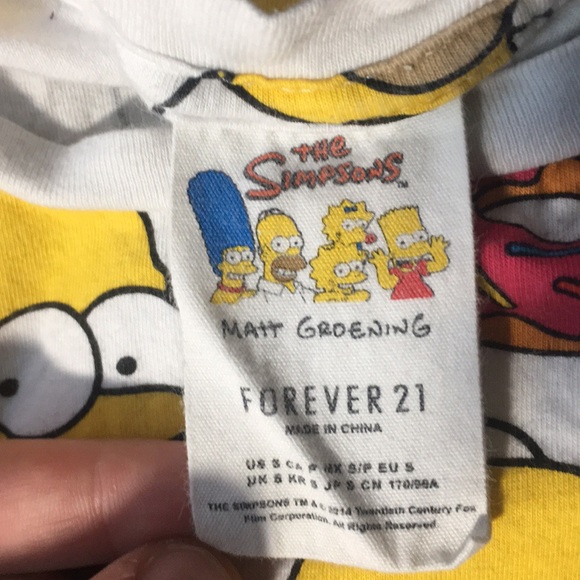 Assorted Brand Name Mens T-shirts and Pants *SALE* - Picture 4 of 8